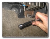 2000-2006-GM-Chevrolet-Tahoe-Intermediate-Steering-Shaft-Replacement-Guide-059