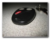 2000-2006-GM-Chevrolet-Tahoe-Key-Fob-Battery-Replacement-Guide-002