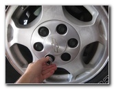 2000-2006-GM-Chevrolet-Tahoe-Rear-Disc-Brake-Pads-Rotors-Replacement-Guide-002