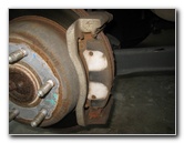 2000-2006-GM-Chevrolet-Tahoe-Rear-Disc-Brake-Pads-Rotors-Replacement-Guide-019