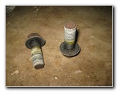 2000-2006-GM-Chevrolet-Tahoe-Rear-Disc-Brake-Pads-Rotors-Replacement-Guide-040