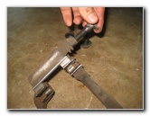 2000-2006-GM-Chevrolet-Tahoe-Rear-Disc-Brake-Pads-Rotors-Replacement-Guide-047