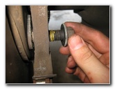 2000-2006-GM-Chevrolet-Tahoe-Rear-Disc-Brake-Pads-Rotors-Replacement-Guide-051