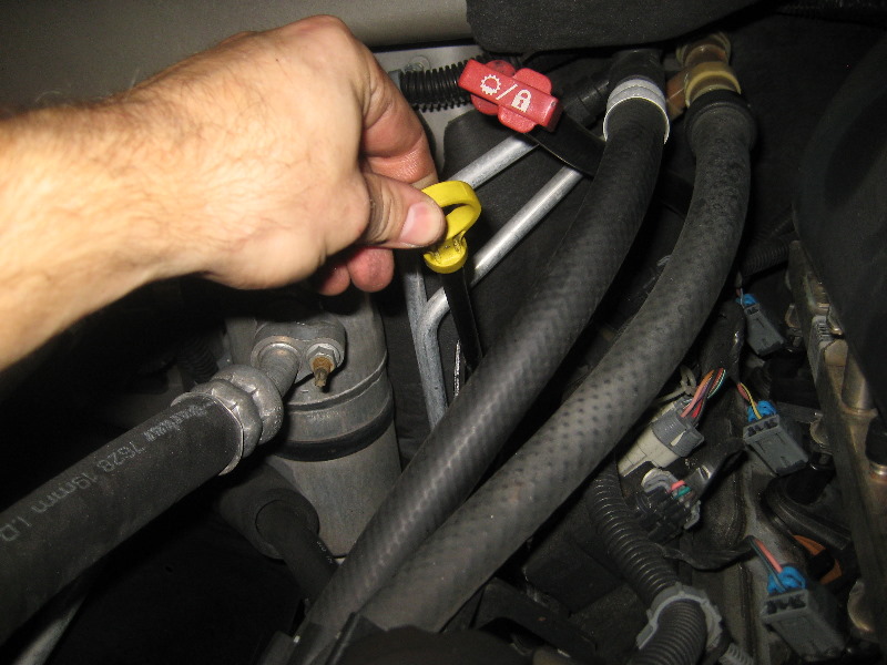 2000-2006-GM-Chevrolet-Tahoe-Engine-Oil-Change-Filter-Replacement-Guide-018