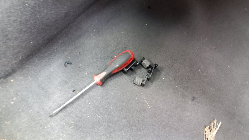 2001-2005-Honda-Civic-Cabin-Air-Filter-Replacement-Guide-007