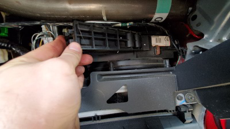 2001-2005-Honda-Civic-Cabin-Air-Filter-Replacement-Guide-021