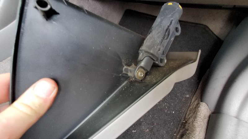 2002-2006-Toyota-Camry-Cabin-Air-Filter-Replacement-Guide-006