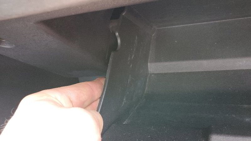 2003-2007-Saturn-Ion-Cabin-Air-Filter-Replacement-Guide-003