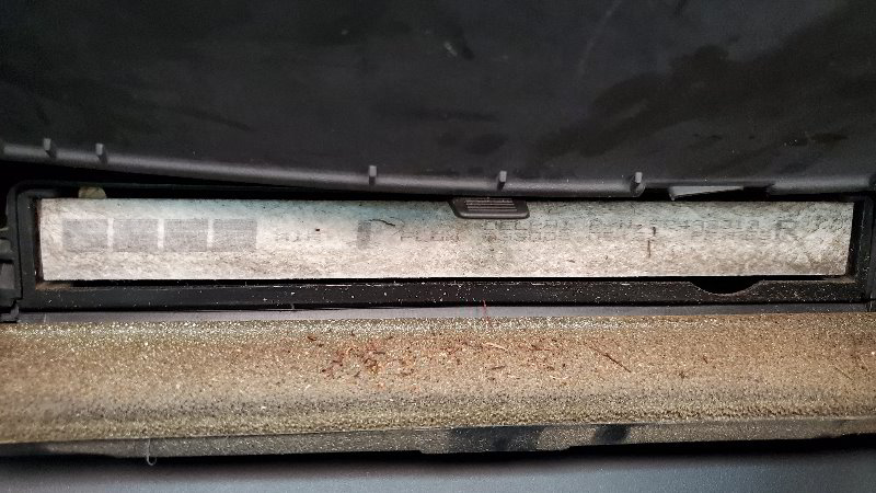 2003-2007-Saturn-Ion-Cabin-Air-Filter-Replacement-Guide-014