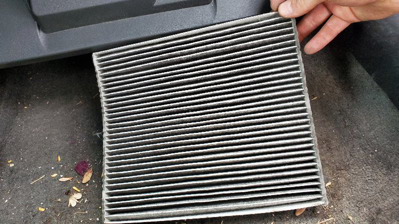 2003-2007-Saturn-Ion-Cabin-Air-Filter-Replacement-Guide-017
