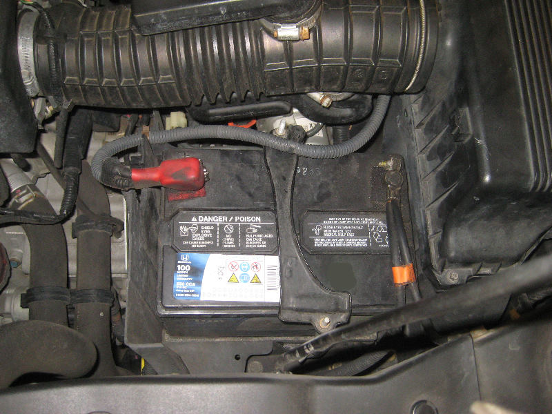 2003-2008-Honda-Pilot-12V-Automotive-Battery-Replacement-Guide-018