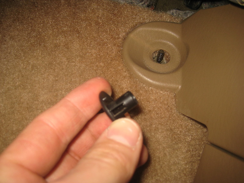 2003-2008-Honda-Pilot-Cabin-Air-Filter-Replacement-Guide-015