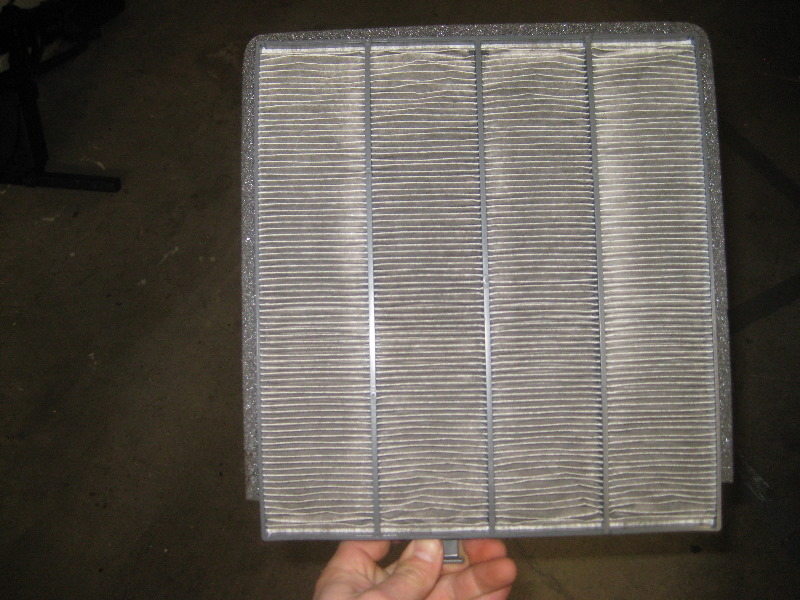 2003-2008-Honda-Pilot-Cabin-Air-Filter-Replacement-Guide-046