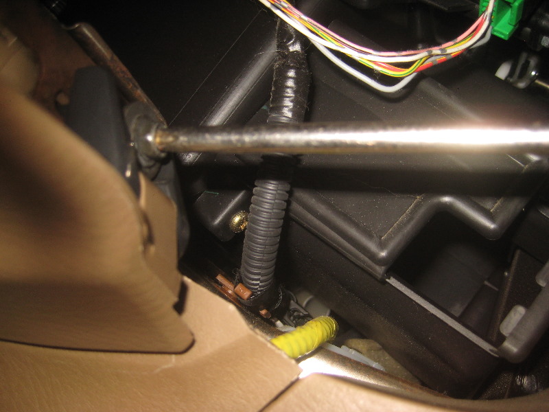 2003-2008-Honda-Pilot-Cabin-Air-Filter-Replacement-Guide-062