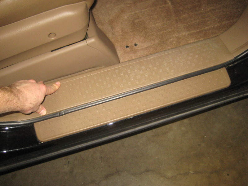 2003-2008-Honda-Pilot-Cabin-Air-Filter-Replacement-Guide-067