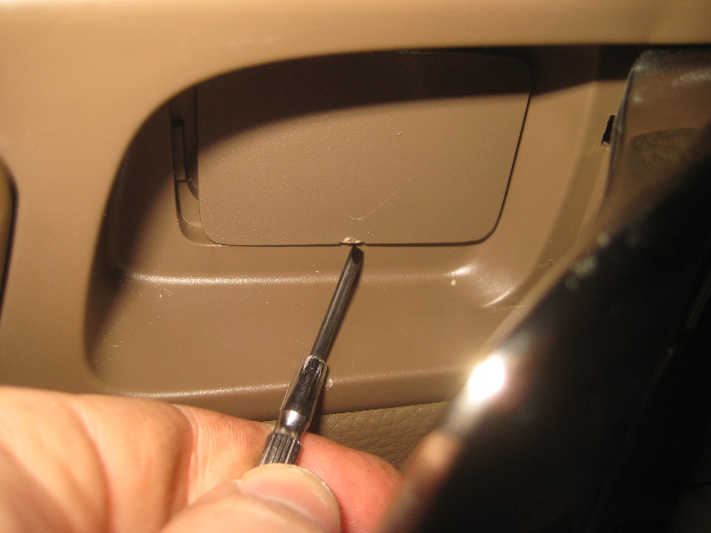 2003-2008-Honda-Pilot-Interior-Door-Panel-Removal-Guide-015