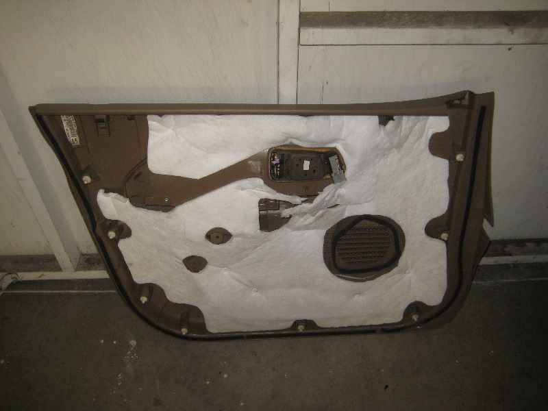 2003-2008-Honda-Pilot-Interior-Door-Panel-Removal-Guide-029