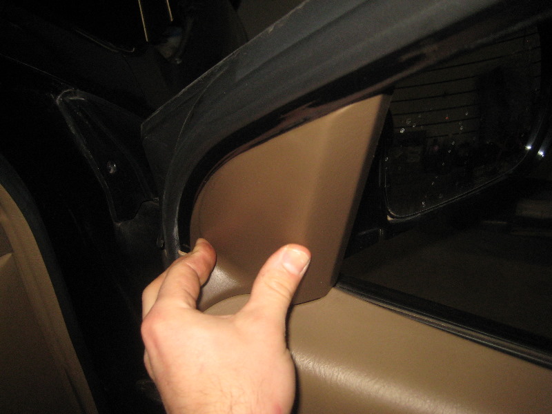 2003-2008-Honda-Pilot-Interior-Door-Panel-Removal-Guide-056