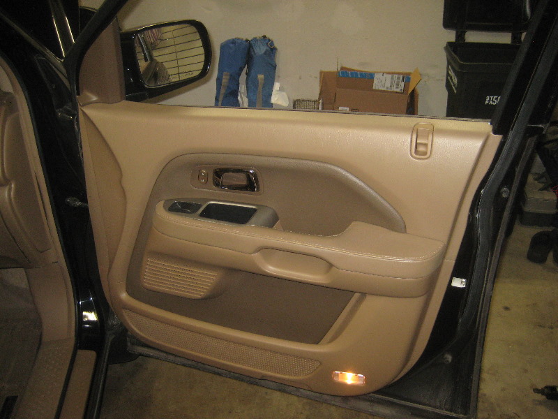 2003-2008-Honda-Pilot-Interior-Door-Panel-Removal-Guide-057