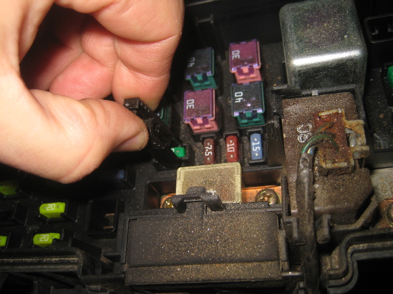 2003-2008-Honda-Pilot-Electrical-Fuse-Replacement-Guide-024