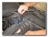 2003-2008-Honda-Pilot-Engine-Air-Filter-Replacement-Guide-006