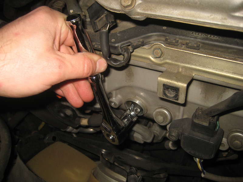 2003-2008-Honda-Pilot-Spark-Plugs-Replacement-Guide-019