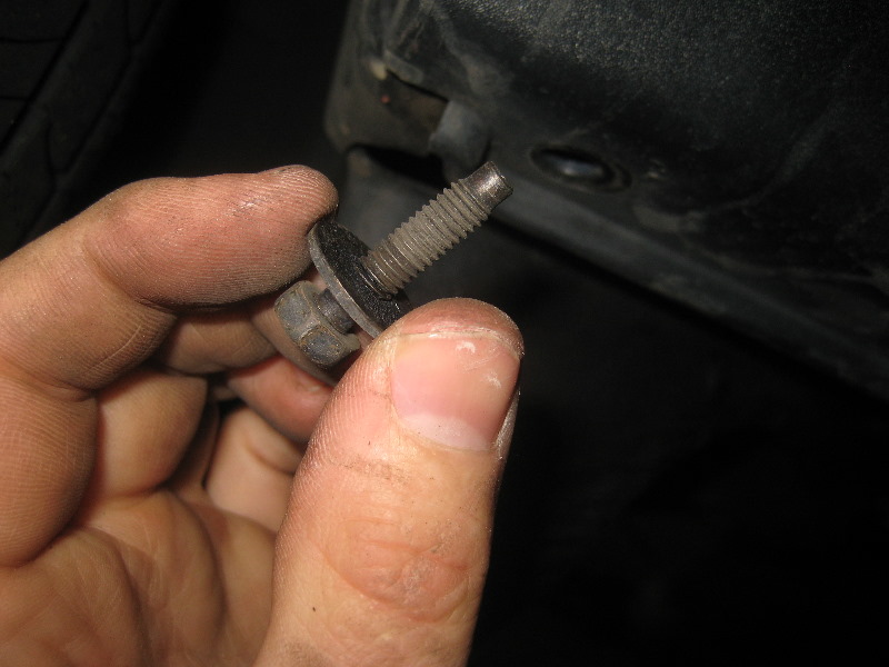 2003-2008-Honda-Pilot-Fog-Light-Bulbs-Replacement-Guide-005