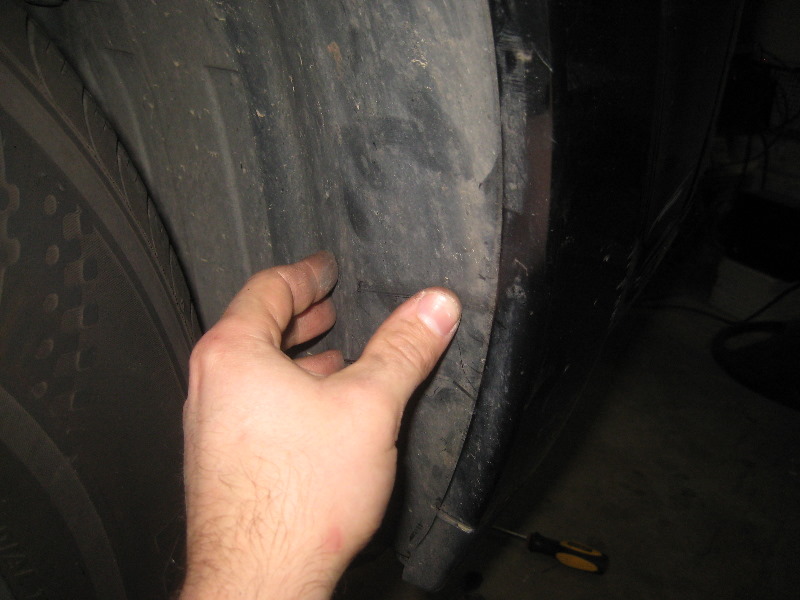 2003-2008-Honda-Pilot-Fog-Light-Bulbs-Replacement-Guide-010