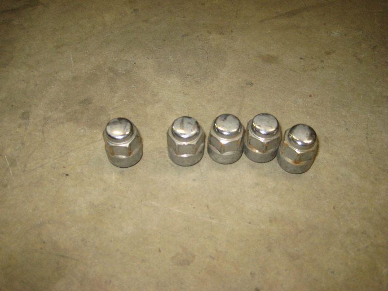 2003-2008-Honda-Pilot-Front-Brake-Pads-Replacement-Guide-005