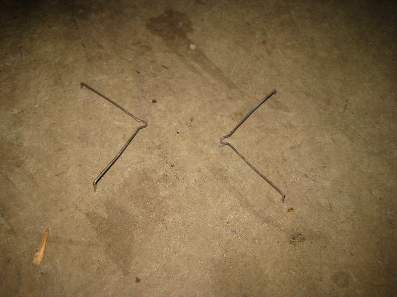 2003-2008-Honda-Pilot-Front-Brake-Pads-Replacement-Guide-015