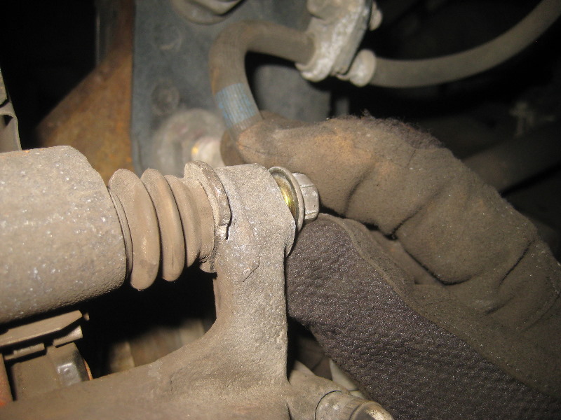 2003-2008-Honda-Pilot-Front-Brake-Pads-Replacement-Guide-031