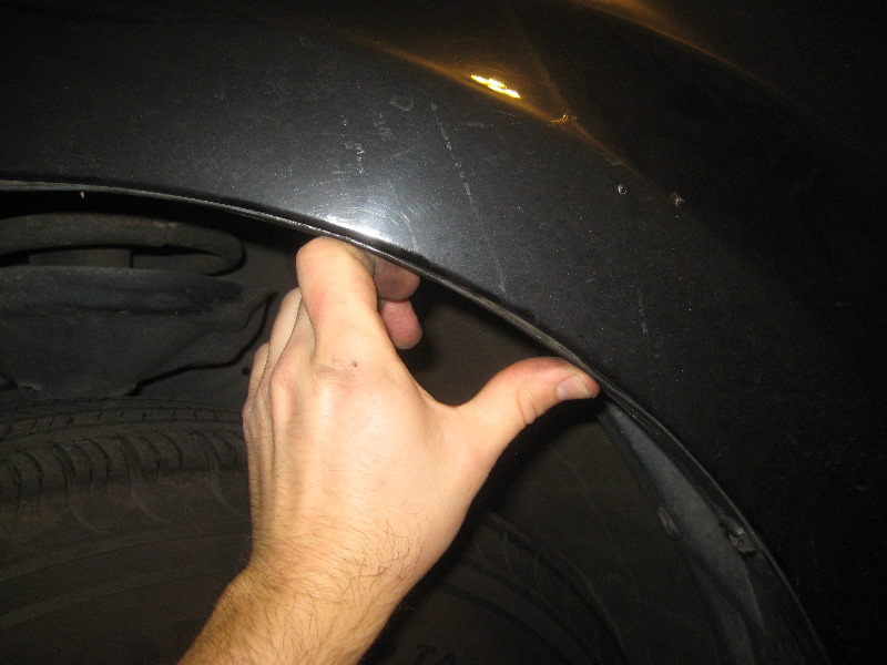 2003-2008-Honda-Pilot-Front-Side-Marker-Light-Bulb-Replacement-Guide-012