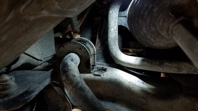 2003-2008-Honda-Pilot-Front-Stabilizer-Bar-Bushings-Replacement-Guide-006