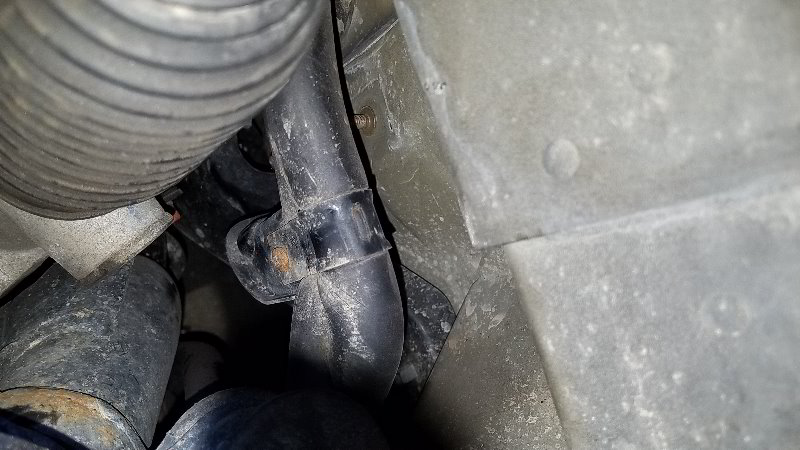 2003-2008-Honda-Pilot-Front-Stabilizer-Bar-Bushings-Replacement-Guide-019