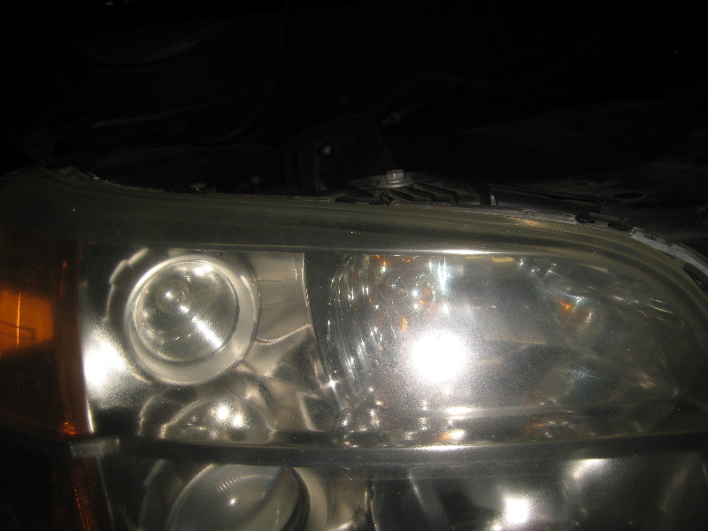 2003-2008-Honda-Pilot-Headlight-Bulbs-Replacement-Guide-023
