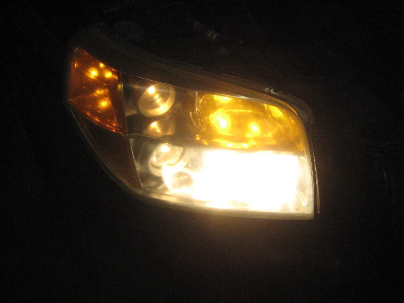 2003-2008-Honda-Pilot-Headlight-Bulbs-Replacement-Guide-036