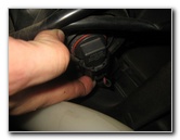 2003-2008-Honda-Pilot-Headlight-Bulbs-Replacement-Guide-012
