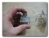 2003-2008-Honda-Pilot-License-Plate-Light-Bulbs-Replacement-Guide-010