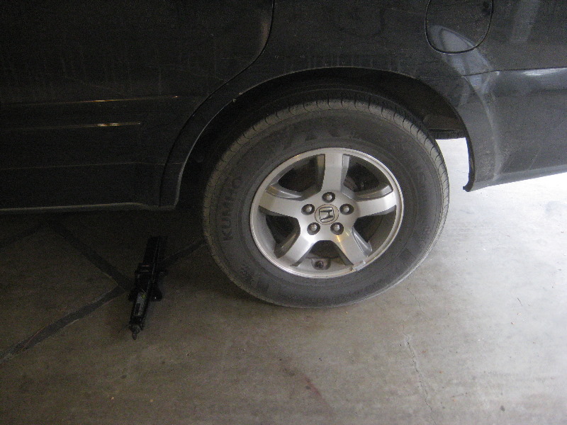 2003-2008-Honda-Pilot-Monroe-Load-Adjusting-Shock-Absorbers-Installation-Guide-001