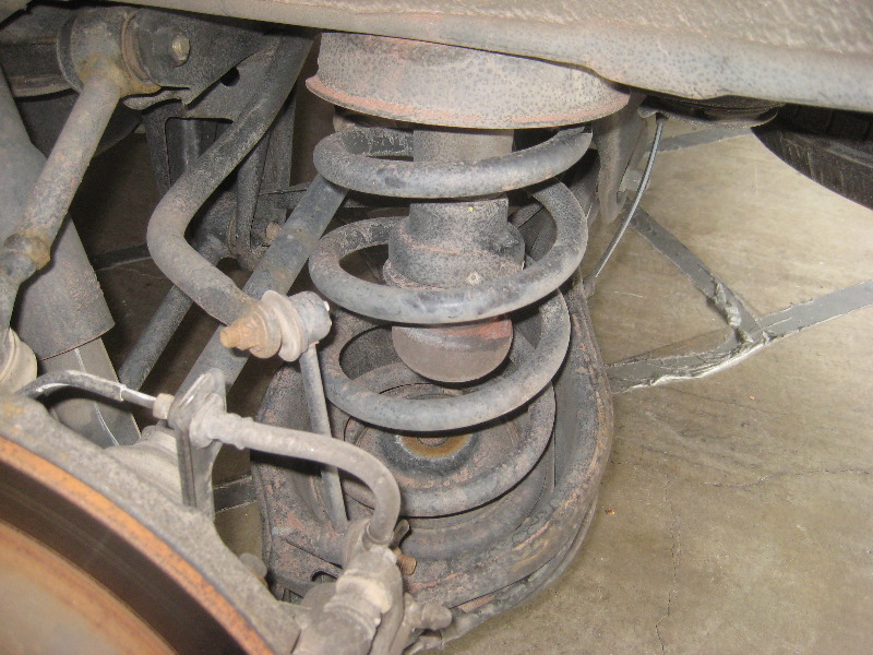 2003-2008-Honda-Pilot-Monroe-Load-Adjusting-Shock-Absorbers-Installation-Guide-006