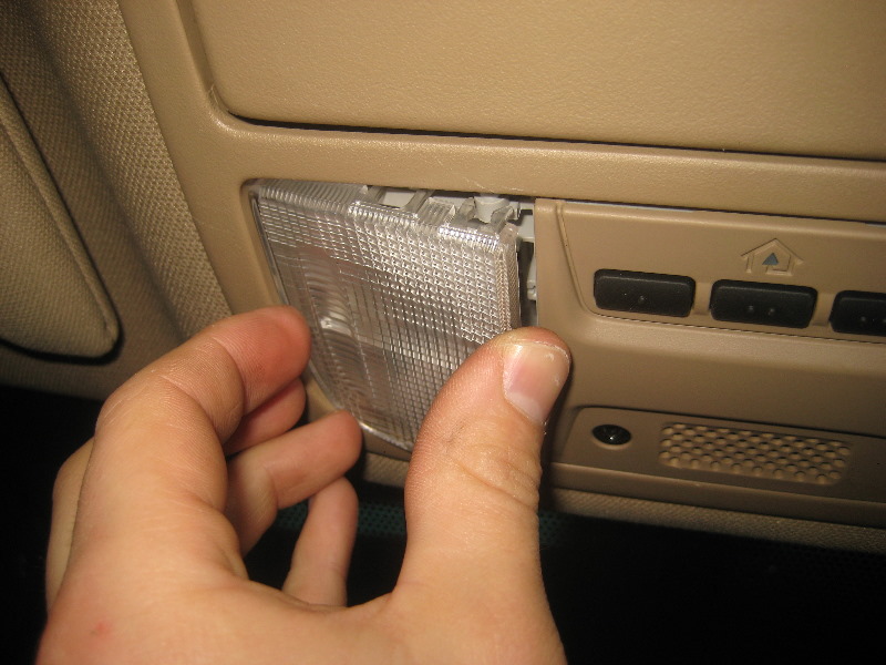 2003-2008-Honda-Pilot-Map-Light-Bulbs-Replacement-Guide-009