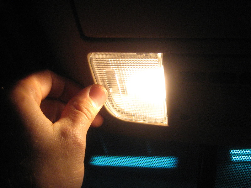 2003-2008-Honda-Pilot-Map-Light-Bulbs-Replacement-Guide-011