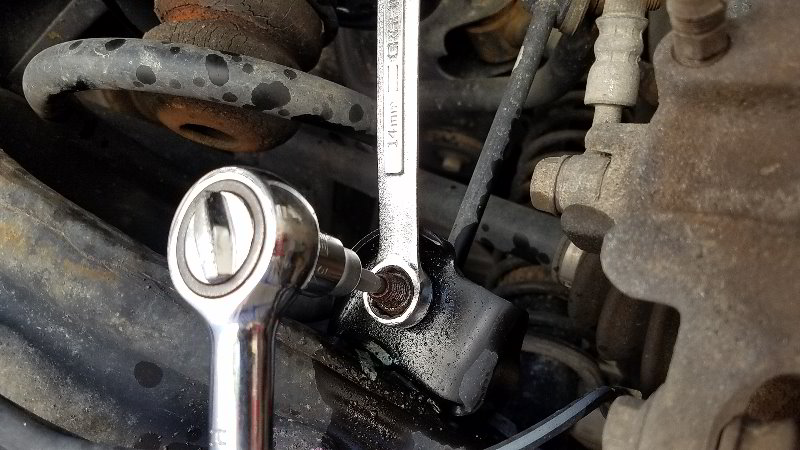 Honda-Pilot-Rear-Coil-Spring-Bump-Stop-Replacement-Guide-006