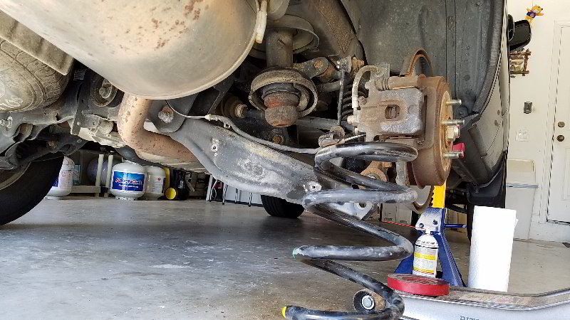 Honda-Pilot-Rear-Coil-Spring-Bump-Stop-Replacement-Guide-019