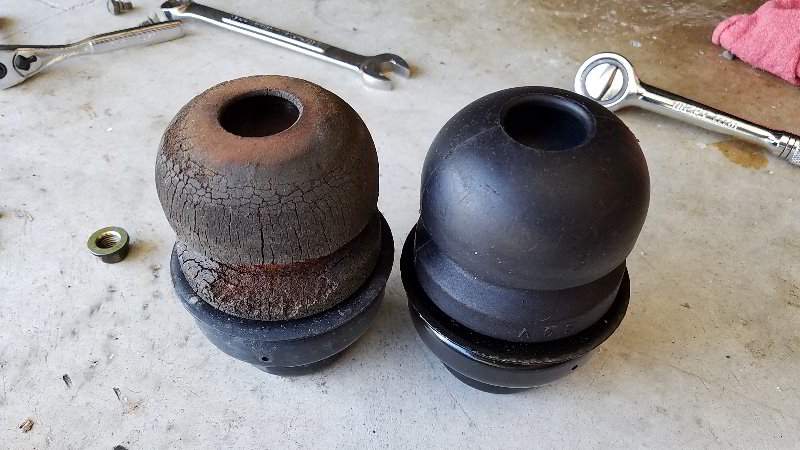 Honda-Pilot-Rear-Coil-Spring-Bump-Stop-Replacement-Guide-026