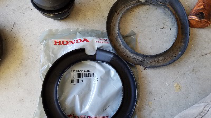 Honda-Pilot-Rear-Coil-Spring-Bump-Stop-Replacement-Guide-029