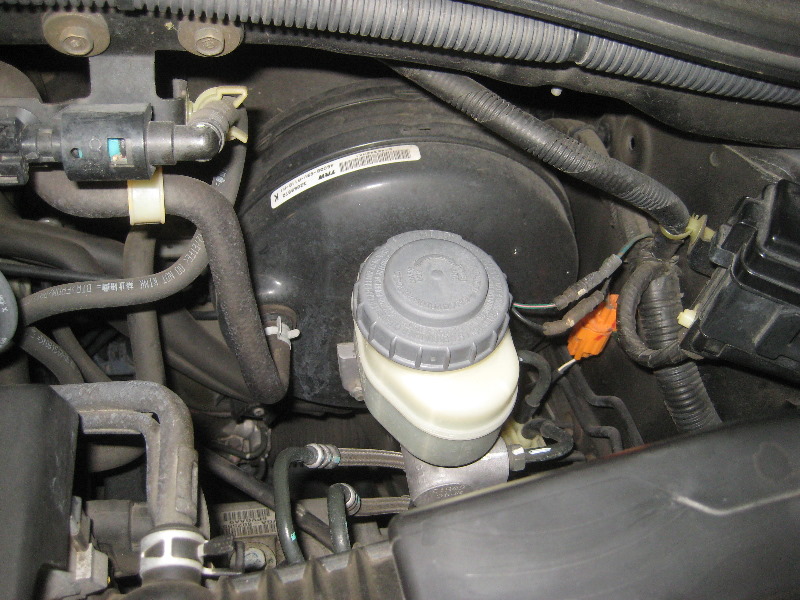 2003-2008-Honda-Pilot-Rear-Brake-Pads-Replacement-Guide-021