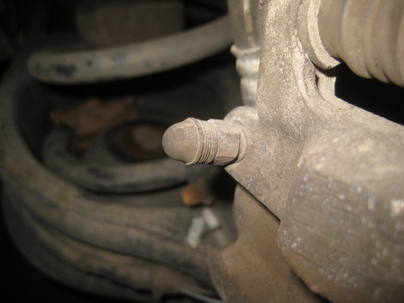 2003-2008-Honda-Pilot-Rear-Brake-Pads-Replacement-Guide-033