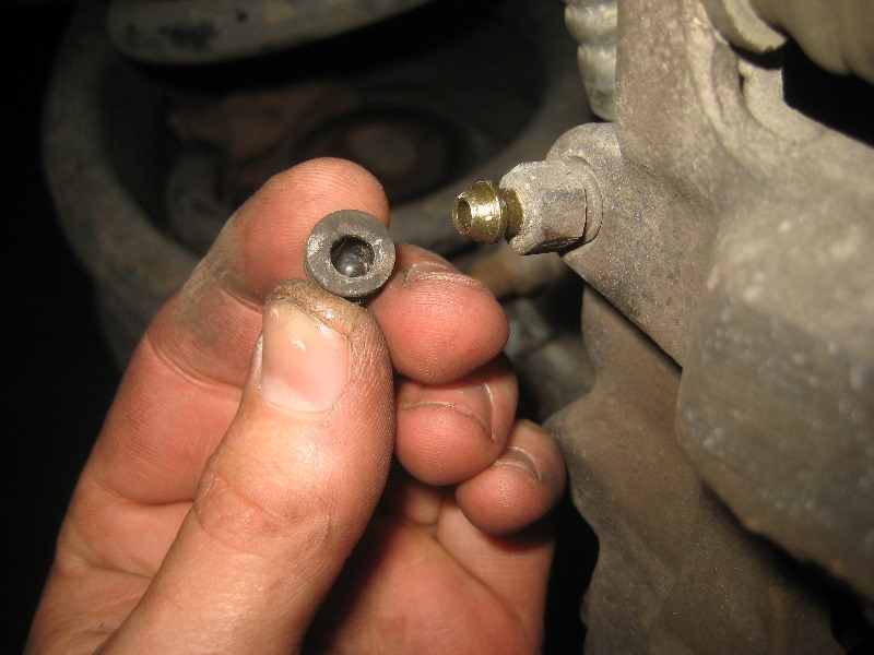 2003-2008-Honda-Pilot-Rear-Brake-Pads-Replacement-Guide-034