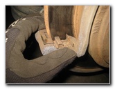 2003-2008-Honda-Pilot-Rear-Brake-Pads-Replacement-Guide-016